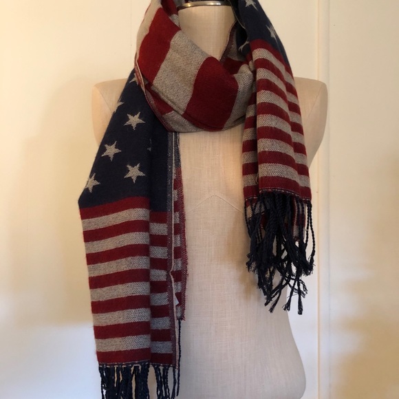 American Flag Scarf - Picture 3 of 3